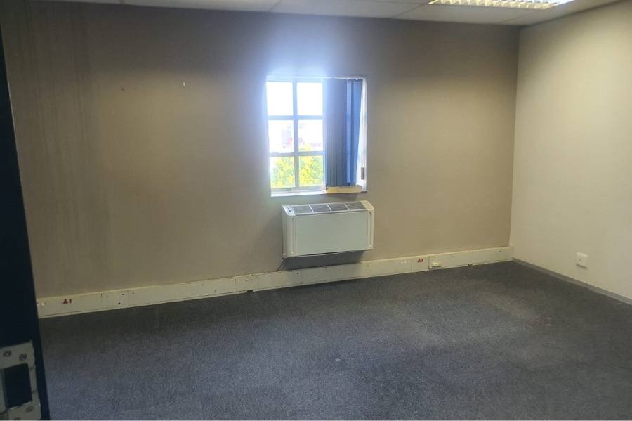 Commercial Property for Sale in Newton Park Eastern Cape